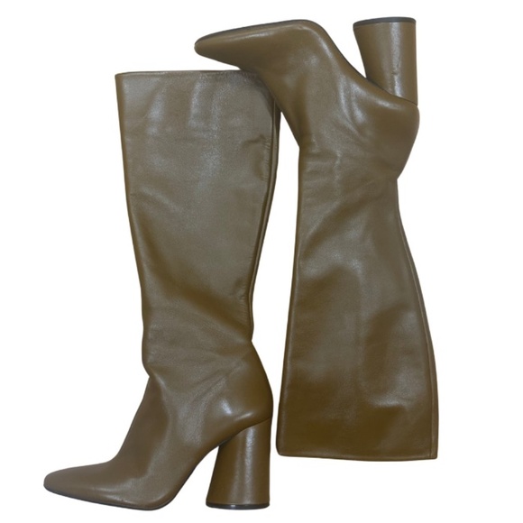 ZARA- 38,39 - HEELED LEATHER KNEE HIGH BOOTS - Picture 1 of 3